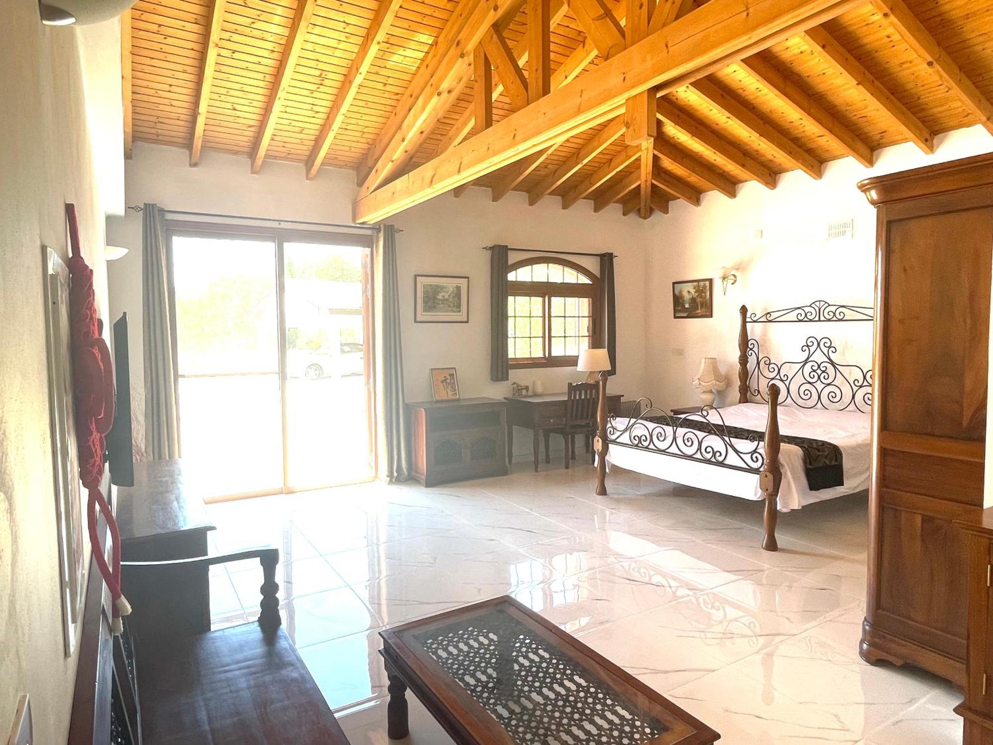 Beautiful Home Пафос Екстериор снимка